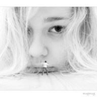 collage blonde monochrome shrunken_men face close_up magmag