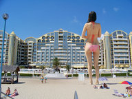 swimsuit beach brunette sky bystanders docop hotel victoria_justice behind_view