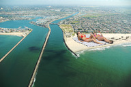 giantess collage swimsuit beach water buildings wonderslug foot_print sunglasses sand giantesses boats sunbathing harbor downward_angle jessica_hart ashley_hart metropolitan