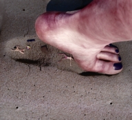 giantess crush swimsuit barefoot unaware foot_print sand nail_polish digital_render flagg3d beach_ball