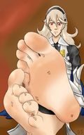 drawing giantess feet blonde color barefoot soles climbing red_eyes unknown_artist fire_emblem multiple_tinys corrin