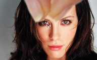 collage micro handheld brunette shrunken_woman hanging_on looking_at_tiny kate-beckinsale