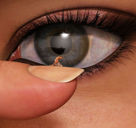 micro sex finger brunette couple hand eye shrunken_woman shrunken_man finger_nail looking_at_tiny digital_render openhighhat cityinabox