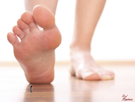 micro feet toes barefoot soles running shrunken_man floor raised_foot imminent_crush red-neptune