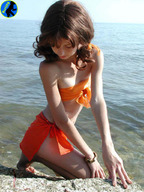 collage swimsuit beach barefoot ocean shrunken_man looking_down looking_at_tiny ser-gts