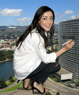 giantess collage feet long_hair high_heels buildings kneeling streets lowerrider aimee_garcia