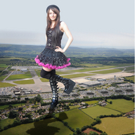 giantess collage landscape long_hair destruction buildings brunette dress boots airplane foot_print vehicles airport field hat parking_lot looking_at_viewer countryside vehicle_crush insetosonhador