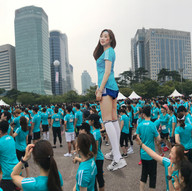 seoulgiganticgirls1.jpg