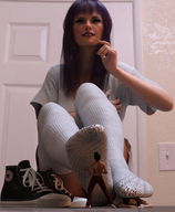 feet socks leggings shrunken_man sneakers foot_slave digital_render dofus59