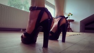 collage micro feet high_heels sandals shrunken_people nail_polish loryelle