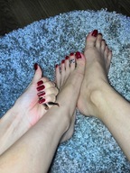 collage handheld toes barefoot hand shrunken_man fingers pedicure red_nails toe_ring manicure msku