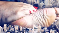 giantess crush collage feet city destruction loryelle