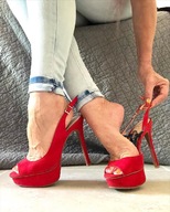 collage feet clothed high_heels jeans foot_crush shrunken_man close_up suit manicure trapped_inside msku pedciure