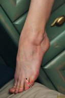 collage toes barefoot reaching shrunken_man sfxhh3