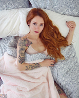 Redhead_handheld12.jpg