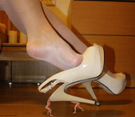 collage feet high_heels domination shrunken_men nylons naked_men up_close msku