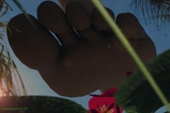 giantess feet barefoot soles tomthumb point_of_view digital_render