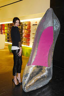 giantess high_heels shoes