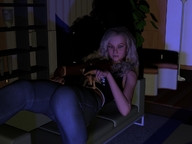 gentle giantess blonde long_hair shrunken_woman levis digital_render