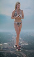 giantess crush feet city mega destruction sandals foot_crush