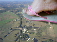 giantess feet mega sandals flip_flops encolhido
