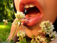 giantess vore shrunken_men men giantess_katelyn jumping encolhido