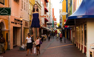 giantess collage brunette amazon natalie_portman streets cocktail_dress pedestrians docop