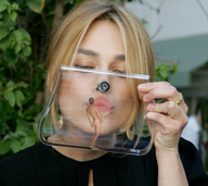 blonde shrunken_men kissing glass keira_knightley