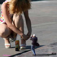 shoes shrunken_men outdoors photographer